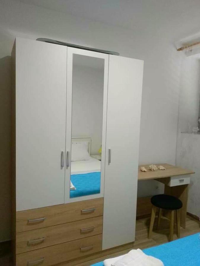 Apartmani Ruzmarin - Seget Donji, Trogir Eksteriør bilde