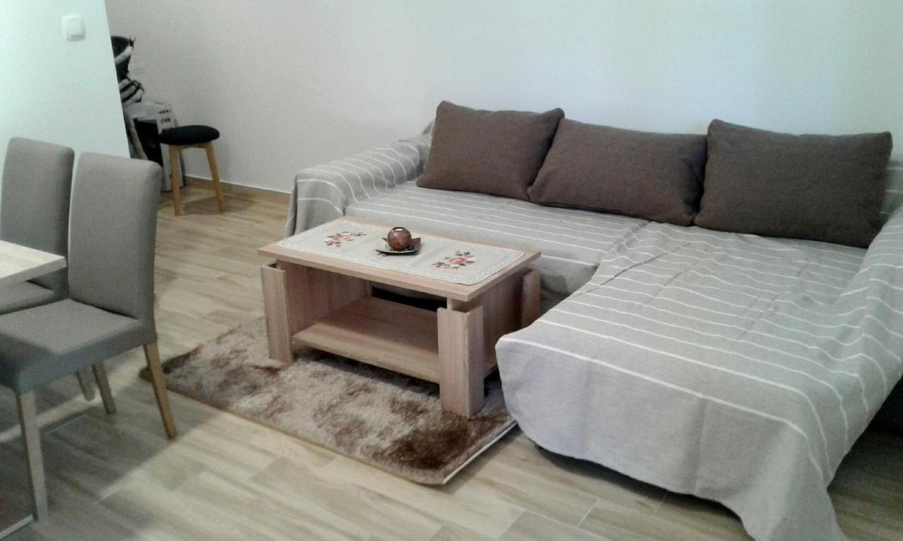 Apartmani Ruzmarin - Seget Donji, Trogir Eksteriør bilde