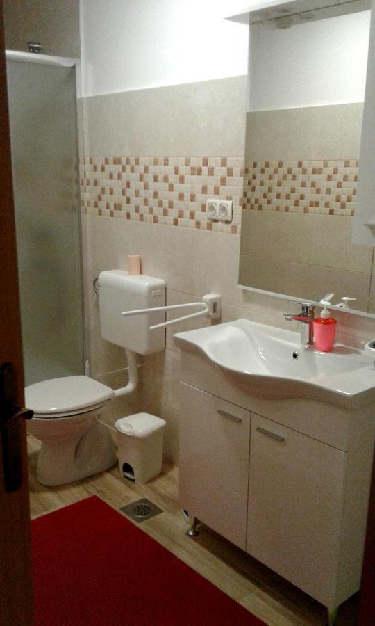 Apartmani Ruzmarin - Seget Donji, Trogir Eksteriør bilde