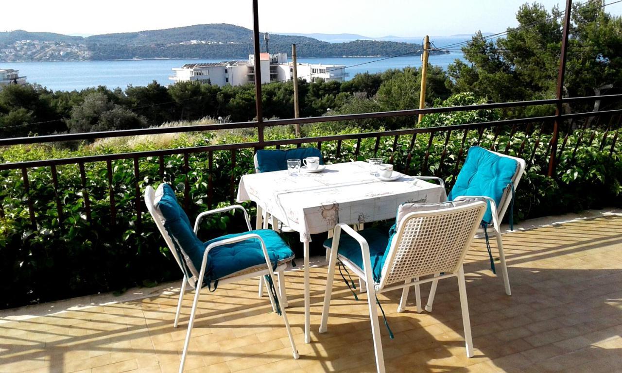 Apartmani Ruzmarin - Seget Donji, Trogir Eksteriør bilde