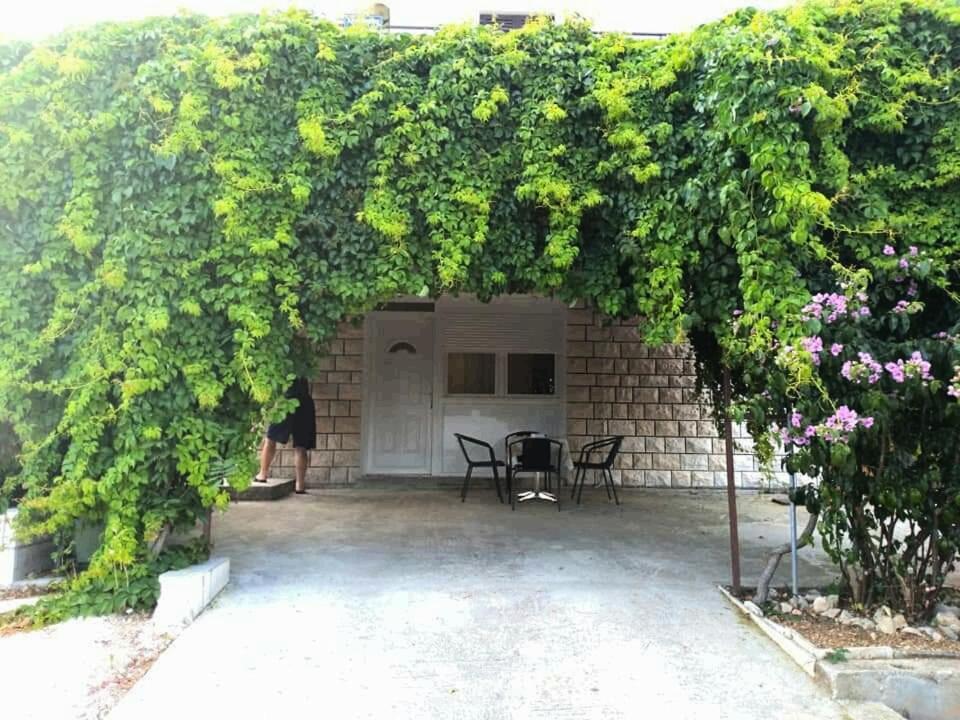 Apartmani Ruzmarin - Seget Donji, Trogir Eksteriør bilde
