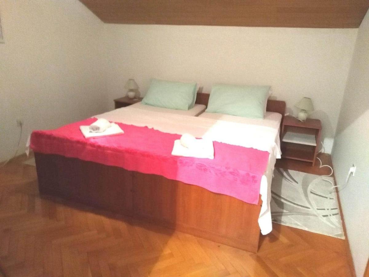 Apartmani Ruzmarin - Seget Donji, Trogir Eksteriør bilde