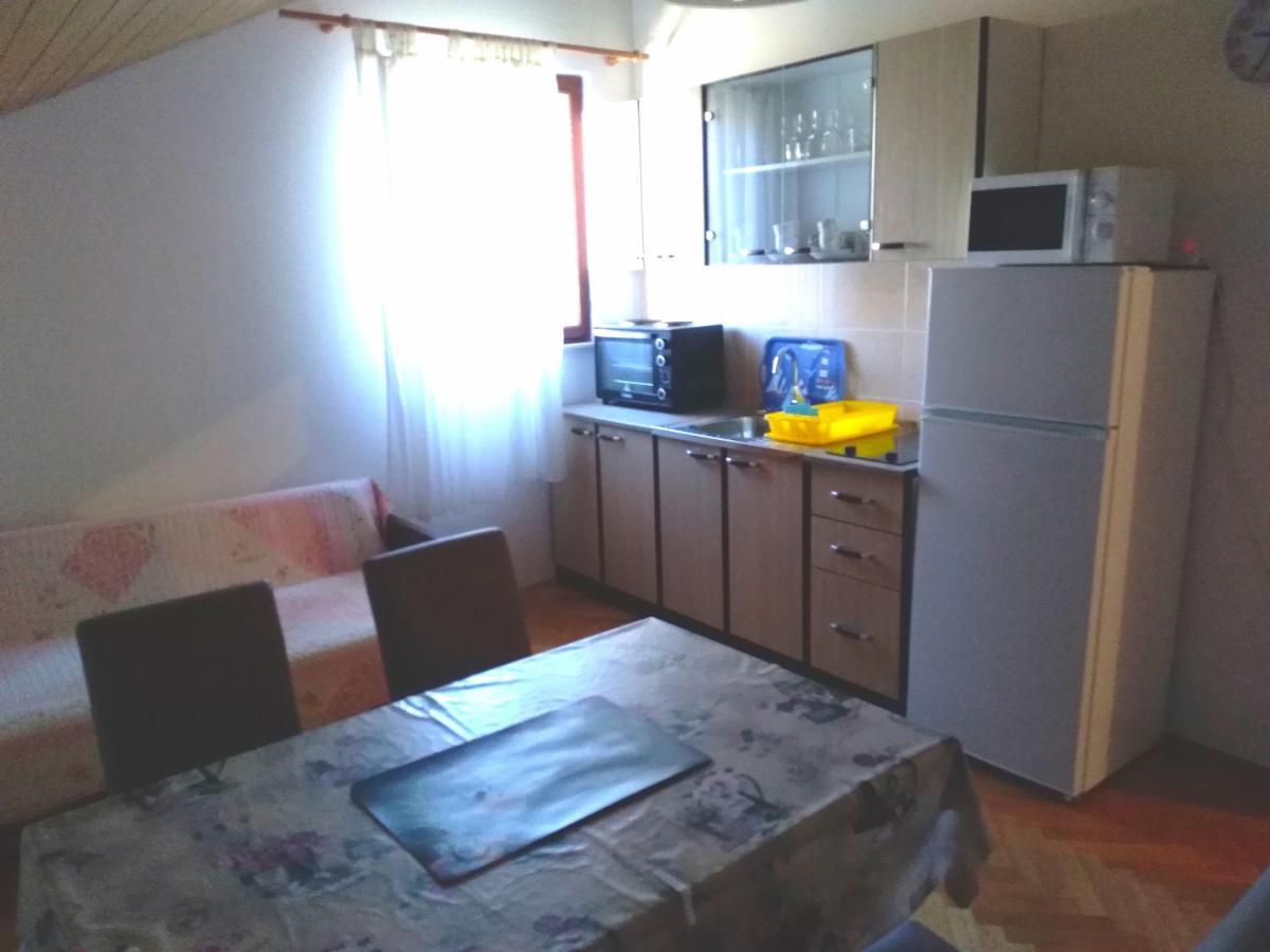 Apartmani Ruzmarin - Seget Donji, Trogir Eksteriør bilde
