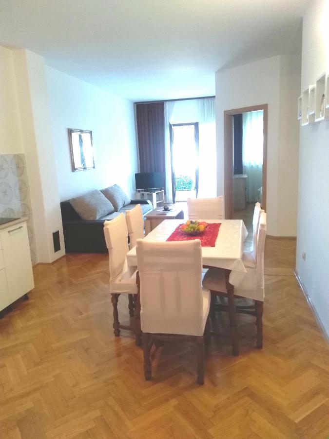 Apartmani Ruzmarin - Seget Donji, Trogir Eksteriør bilde